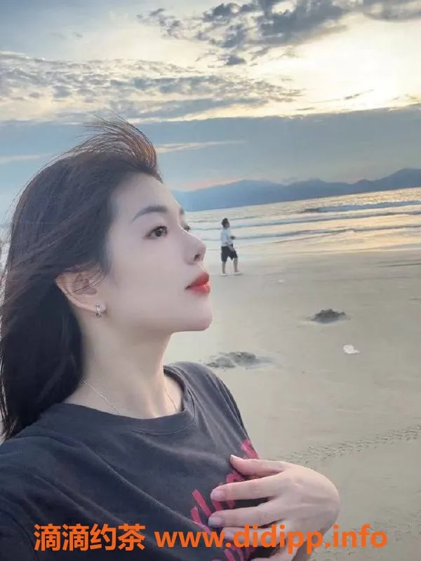 广州楼凤资源信息,天河简儿，人妻气质，500元体验服务