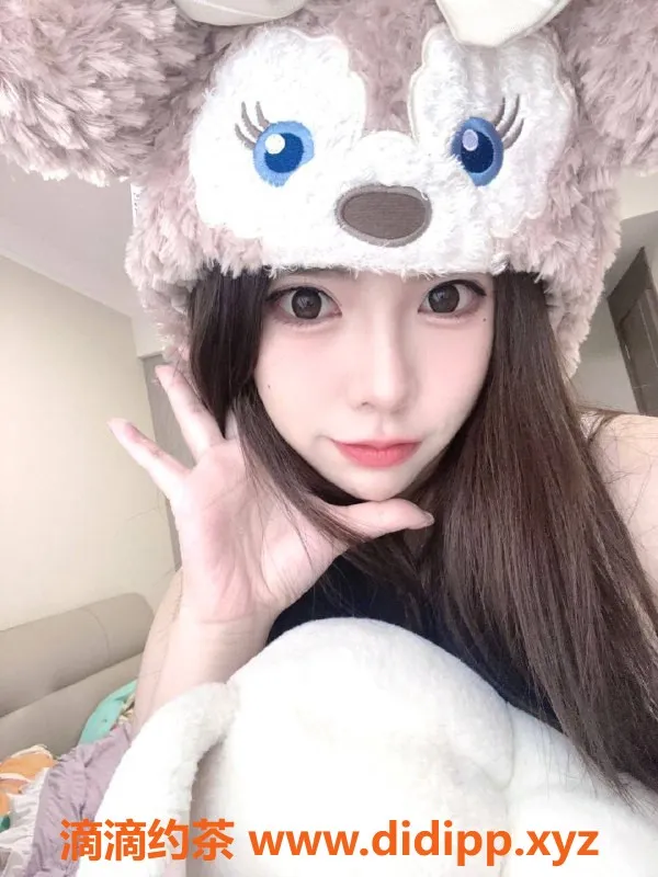 杭州楼凤-克拉拉：童颜巨乳，杭州优质陪玩1080元起