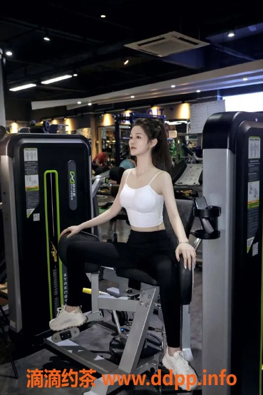 深圳楼凤资源信息,龙华高馨，高挑174cm，C罩杯，800元起