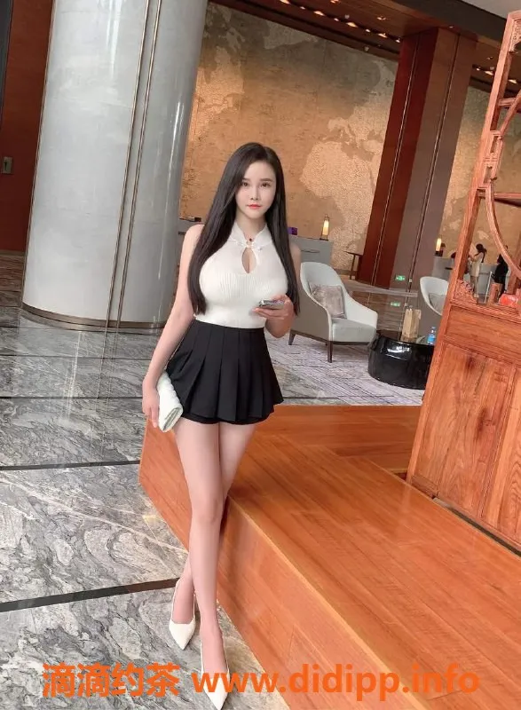 广州楼凤资源信息,天河芽芽，课费900p，1600pp，绝妙服务体验