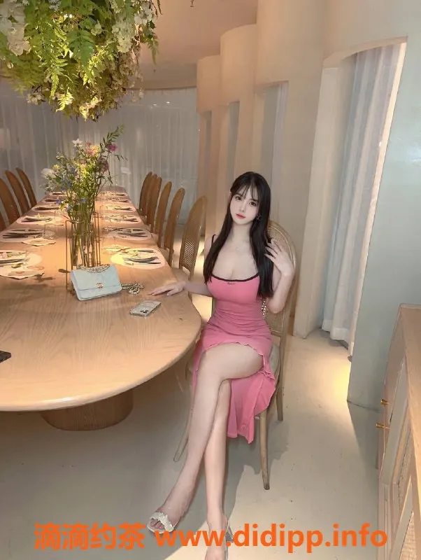 杭州楼凤-武汉里里，欧美身材，纯御天花板，1800起！