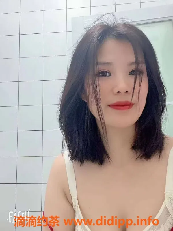 广州楼凤-白云娜姐，人妻风情，快来体验500的魅力！