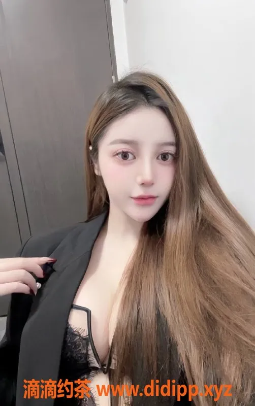 深圳楼凤-龙华欣欣，私聊1000p、1800pp服务等你来体验！