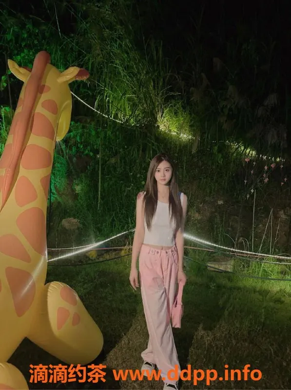 深圳楼凤-南山娜宝，163cm C+身材，900元超值体验！