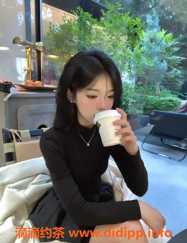 杭州楼凤-上城嫩妹鹿鹿，包夜热情服务来袭