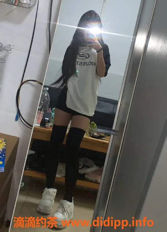 深圳楼凤资源信息,南山小惠，160cm身材比例，1000P消费