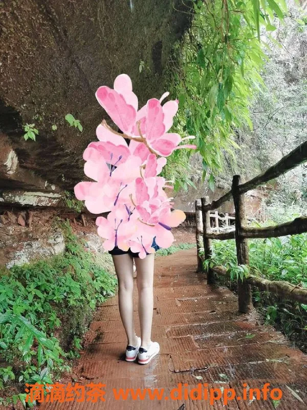 重庆楼凤-汽博大S，热情服务，尽享4P乐趣