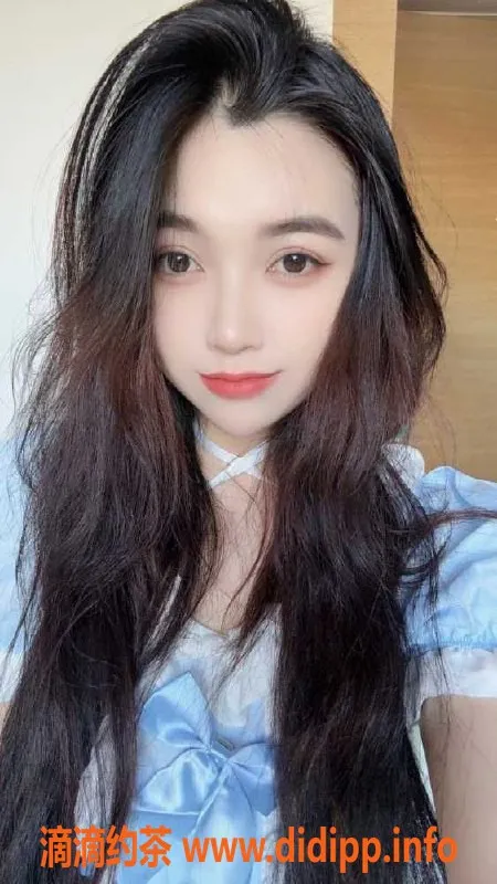 广州楼凤-广州海珠清纯美少女果果，20岁，34D，600元体验