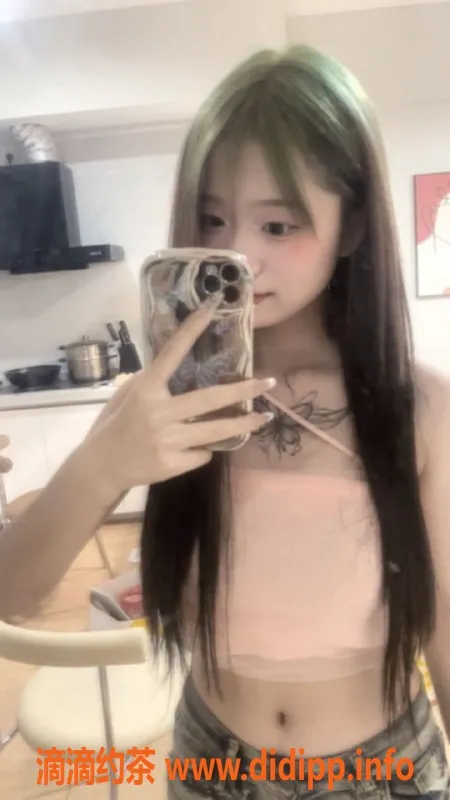 成都楼凤-成华区小矮矮大奶笑笑，身高155，性价比高