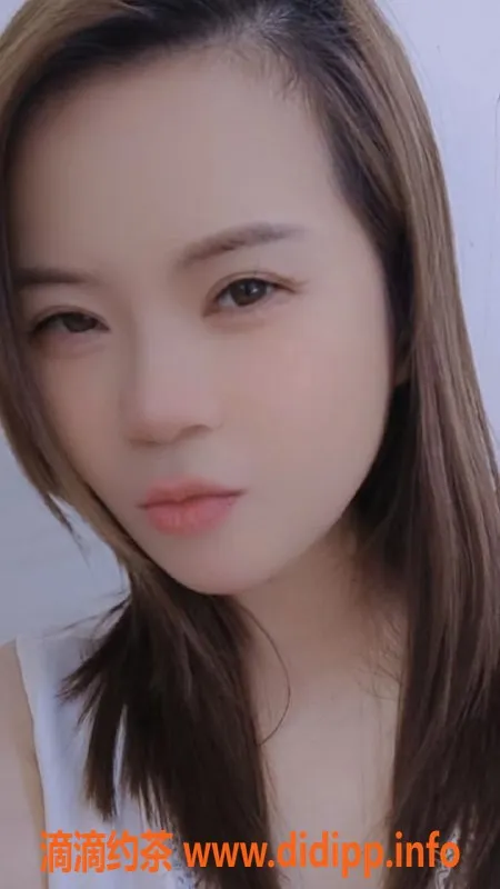 广州楼凤-海珠秋雨，视频验证，305元起服务