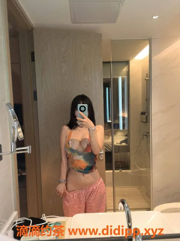 深圳楼凤-福田秋乐，高端服务850p，私聊预约！