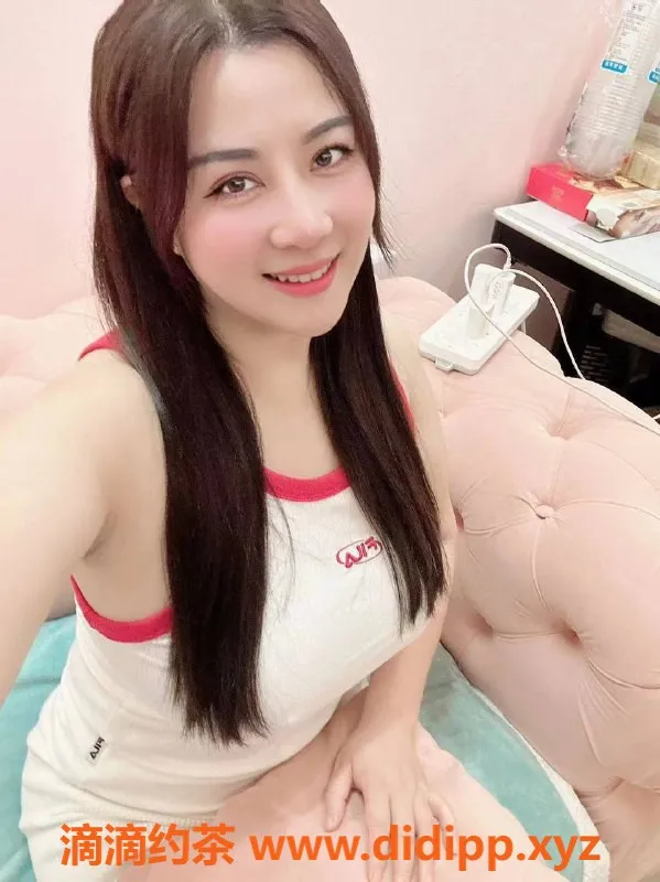 广州楼凤资源信息,天河思思，爆乳美女，900元超值体验