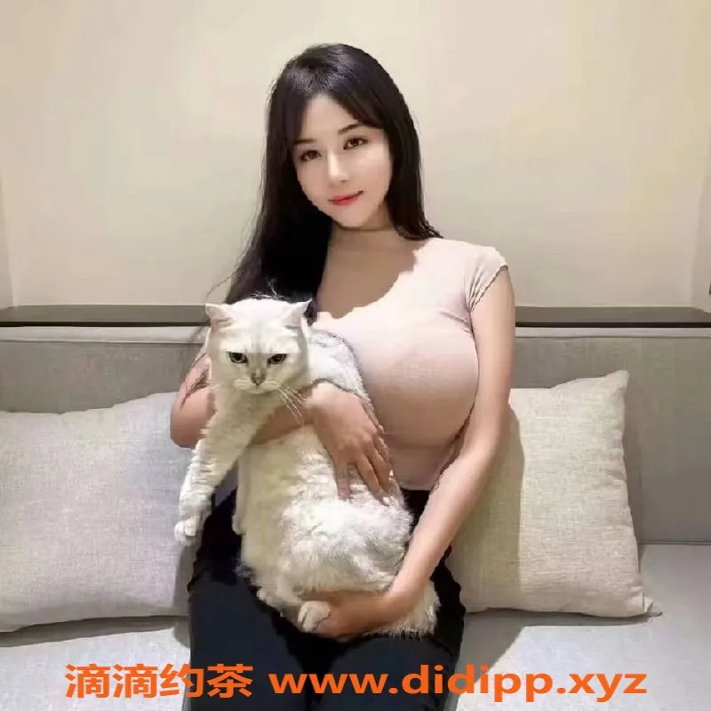 广州楼凤-天河思思，爆乳美女，900元超值体验