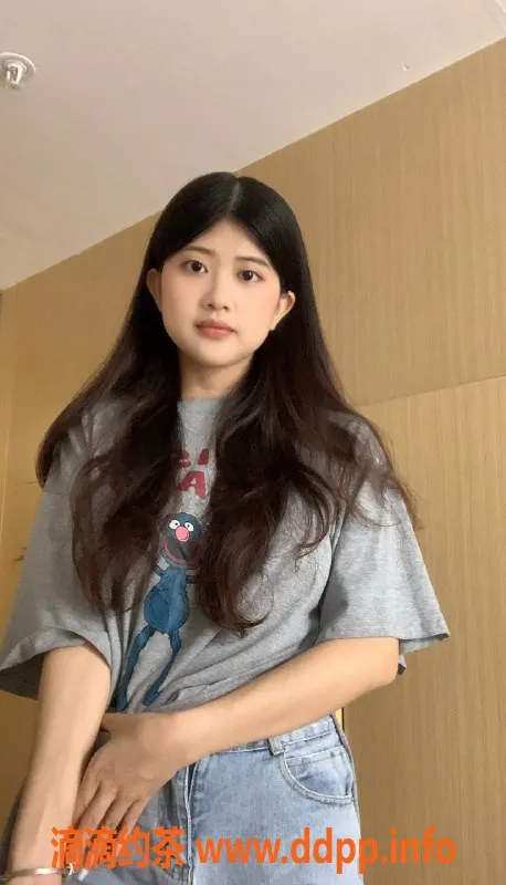 广州楼凤-黄埔嫩妹玲瑶，600元/1次，快来约吧！