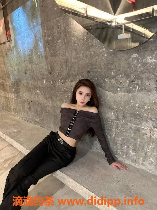 杭州楼凤资源信息,上城区98年小师妹165cm魔鬼身材，1200元激情服务