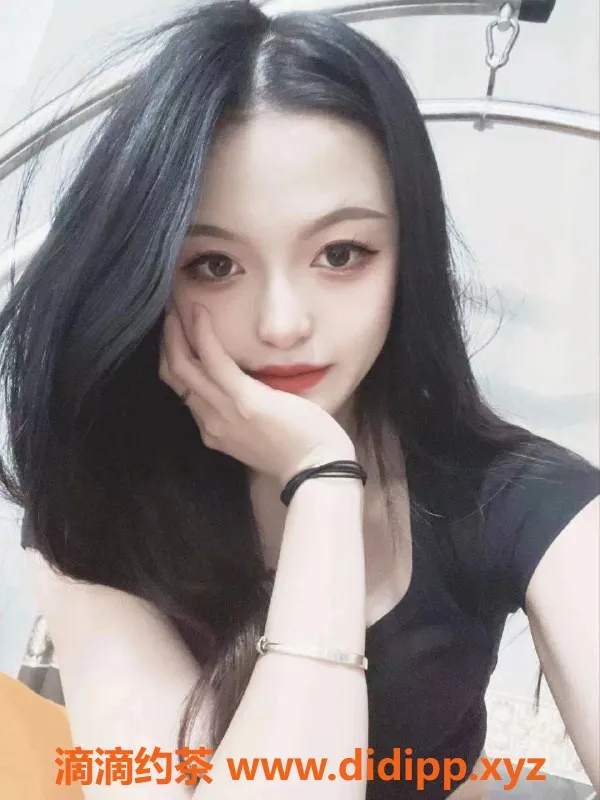 广州楼凤-天河小糖糖，700元一小时，真实视频验证