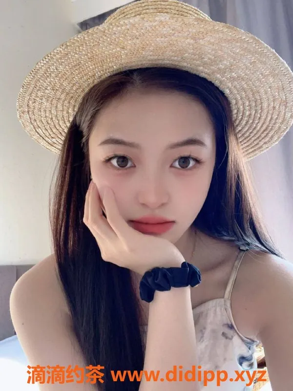 广州楼凤资源信息,天河小糖糖，700元一小时，真实视频验证