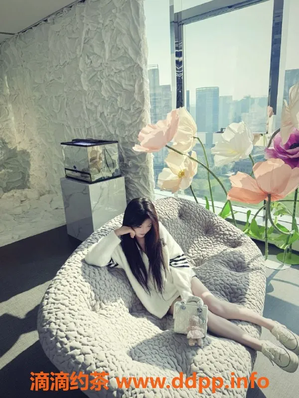 杭州楼凤资源信息,小猫咪，上城区新晋小可爱，已视频验证