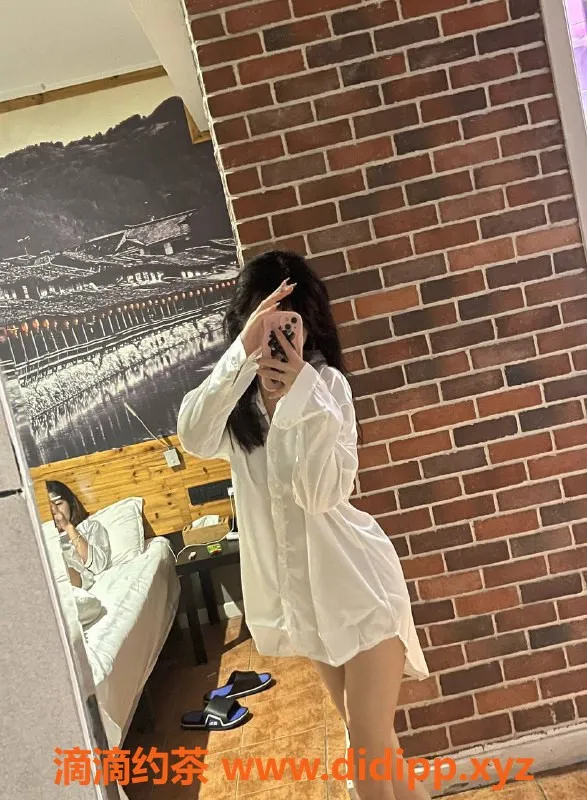 广州楼凤-黄埔嫩妹安安，视频验证，600/1次