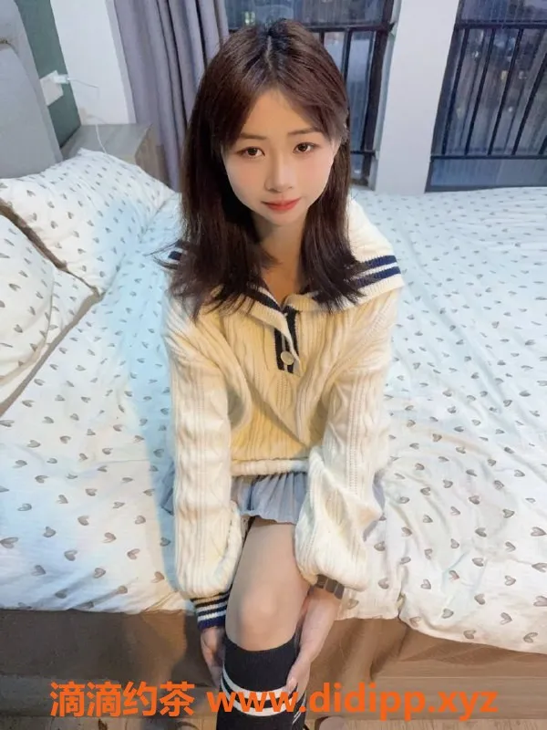 成都楼凤-成华区17岁白虎小妹，身高1.6米，推荐打卡！