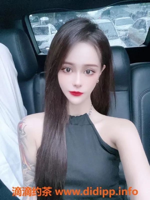 杭州楼凤-小橙子 白嫩肌肤 167cm 92斤 34C