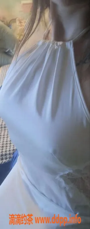 重庆楼凤资源信息,观音桥小泽火热促销，5p只需888元！