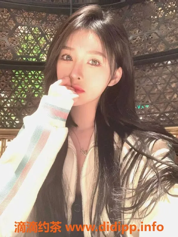 深圳楼凤资源信息,南山 诗子，热情服务，尽享欢愉时光