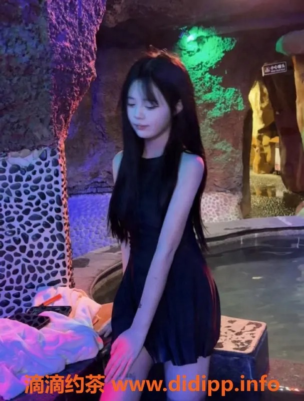 深圳楼凤-深圳宝安欣欣，170cm、49kg，998元起服务