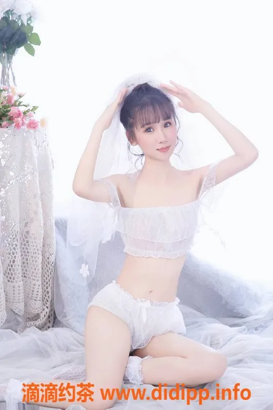 杭州楼凤-雪儿24岁，163cm，43kg，热情一条龙服务