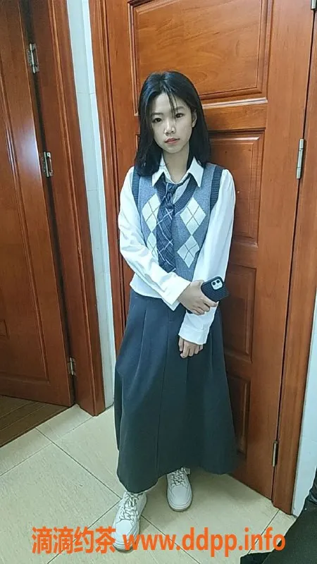 广州楼凤资源信息,白云初雪，性感尤物，500p起步