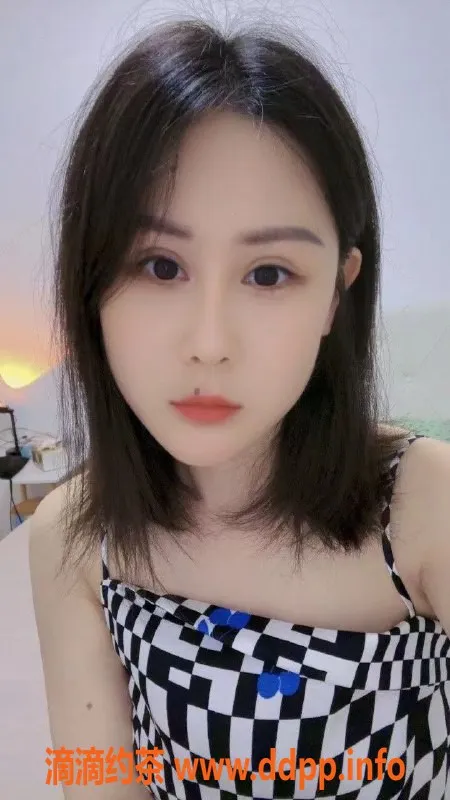 广州楼凤-天河萱萱，69p少妇，颜值与服务俱佳