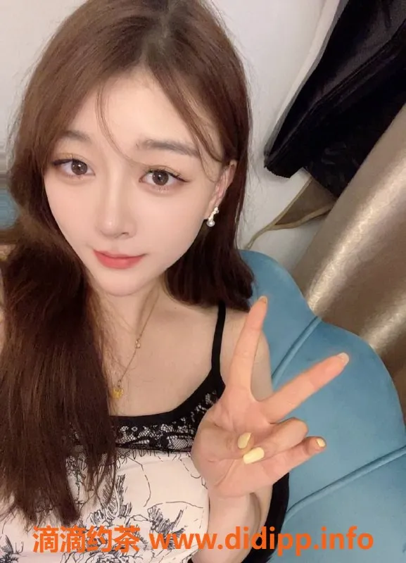 广州楼凤-天河御姐夕颜，800元舌吻服务等你来体验