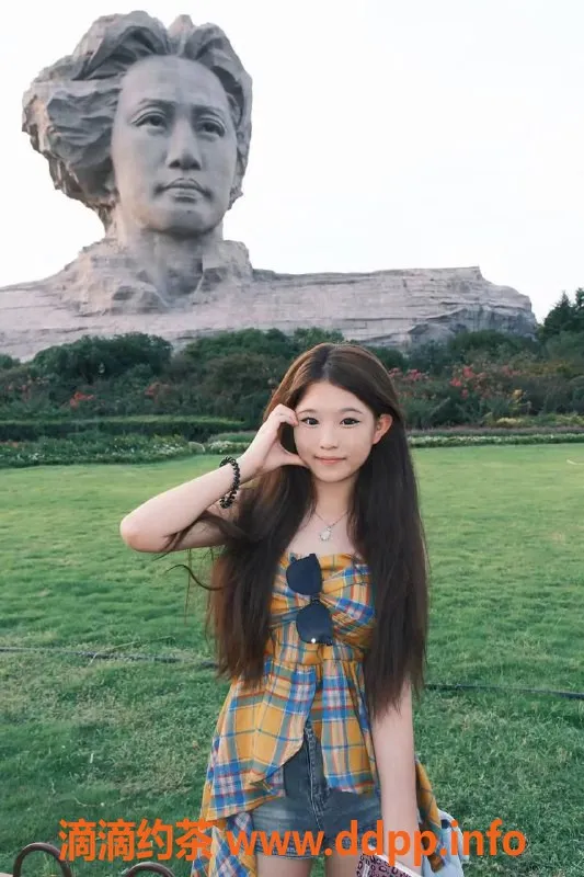 广州楼凤-天河豆莎包，课费700元起，服务超赞！