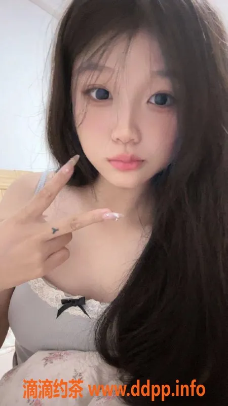 深圳楼凤资源信息,龙华米晴，800元调情、制服丝袜服务