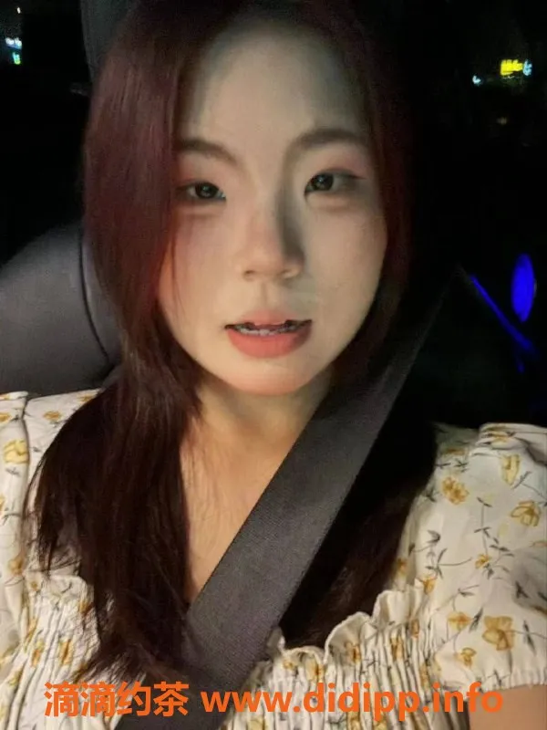 广州楼凤-白云嫩妹观观，500元舌吻服务等你来试