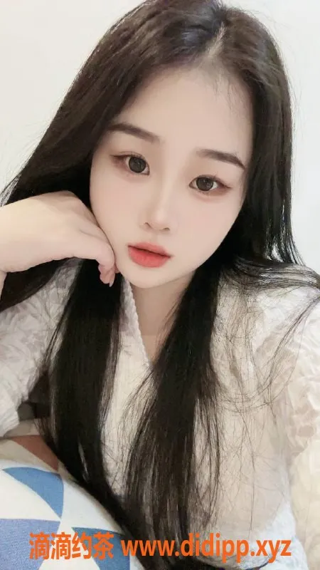 广州楼凤-黄埔嫩妹微微，600元一小时！