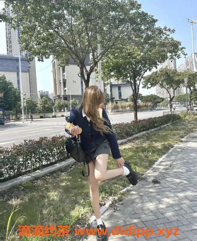 上海楼凤-普陀小兔丫，164厘米C+胸，嫩妹体验1600元起