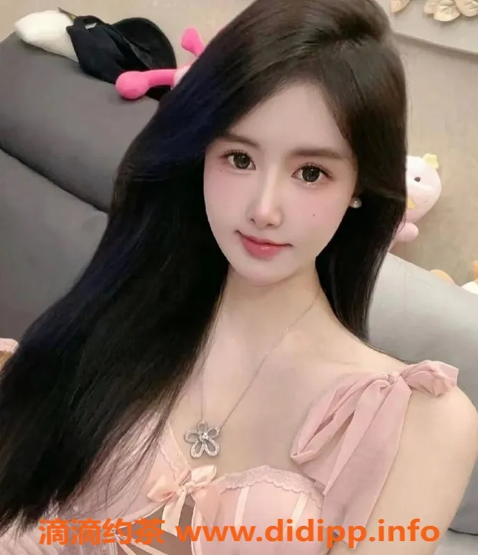 杭州楼凤-上城雅雅，22岁美眉，莞式服务全攻略