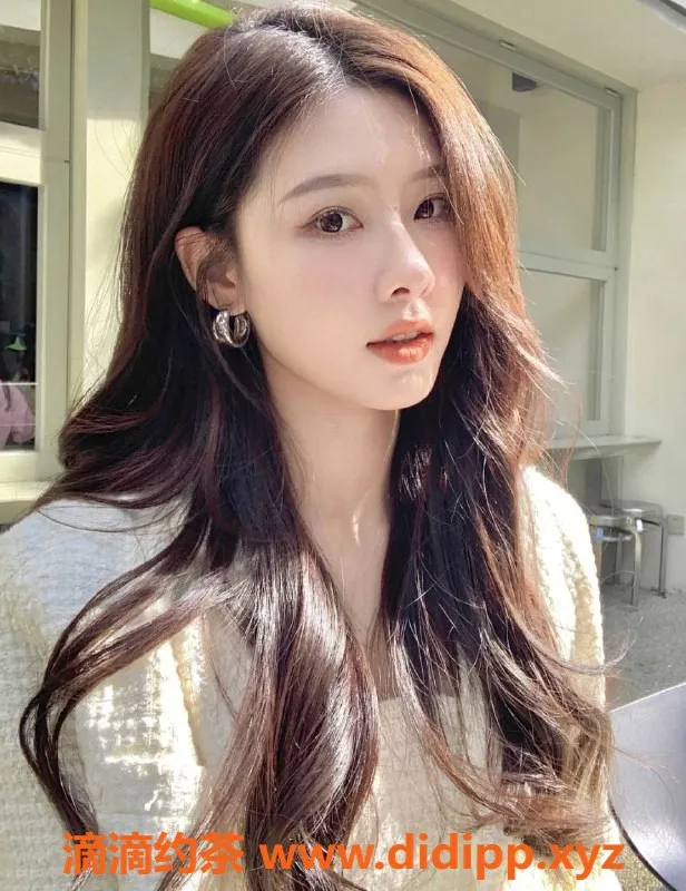 上海楼凤资源信息,静安张张，168身高，D罩杯美女，2000出门