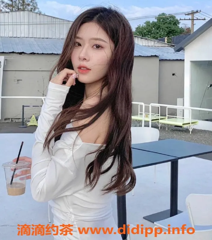 上海楼凤-静安张张，168身高，D罩杯美女，2000出门