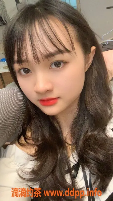 广州楼凤资源信息,海珠潇潇夜课，700元洗吹服务，期待你来体验！