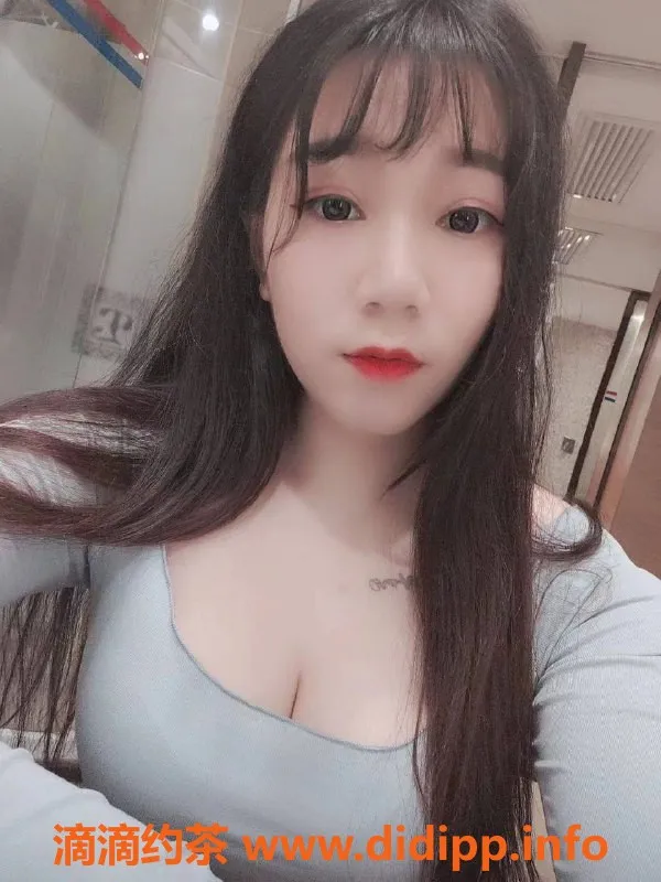 广州楼凤-天河雪儿，视频验证人妻，600元体验