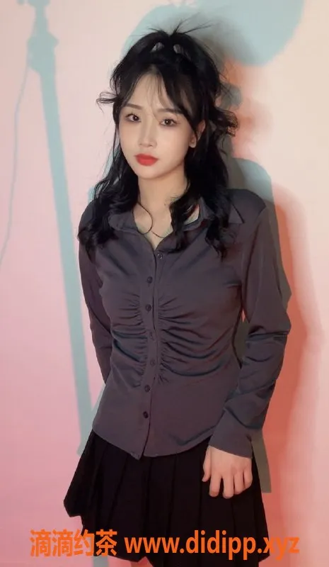 杭州楼凤-上城安安：18岁，165cm，93斤，C杯，1000元/次