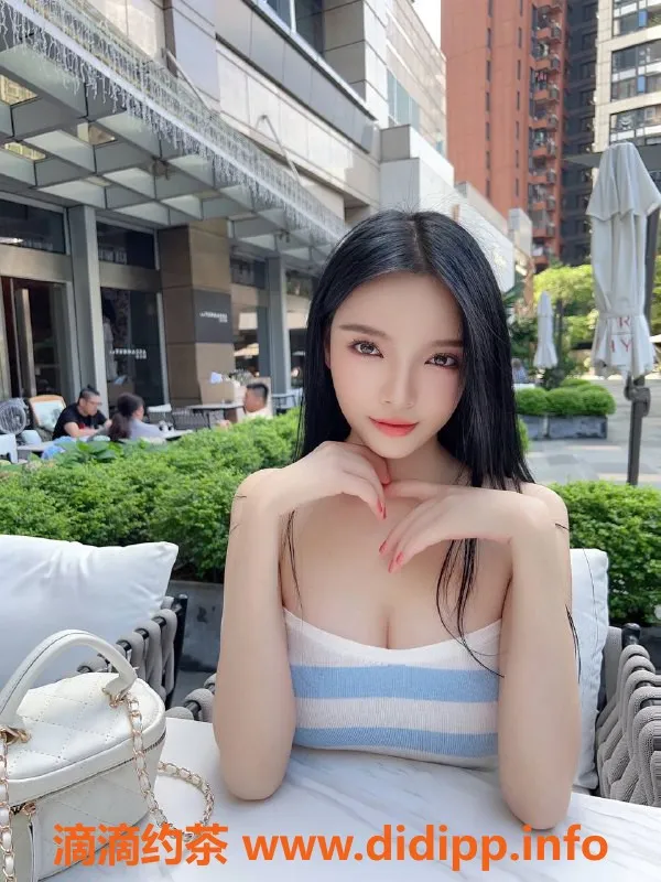 杭州楼凤资源信息,丹丹 23岁 清纯可爱 165cm 48kg 全套服务只需900p