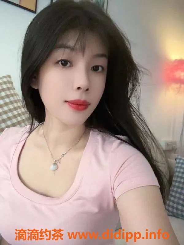 广州楼凤-天河简儿，69p毒龙服务只需500