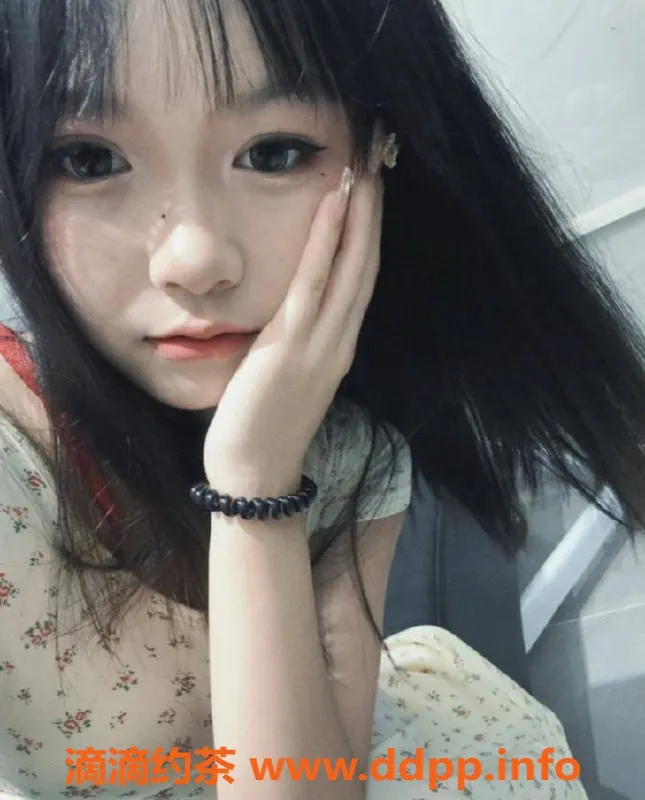 广州楼凤-白云嫩妹小艳，500元带你体验不一样的服务