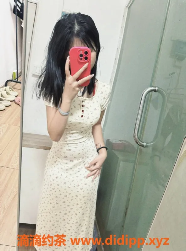 广州楼凤-白云嫩妹小艳，500元带你体验不一样的服务