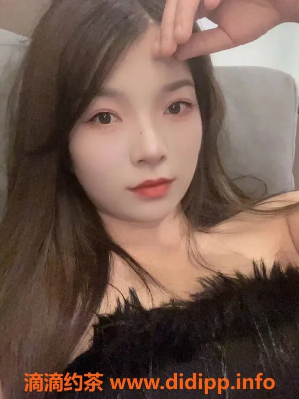 广州楼凤-天河爆乳小姐贝贝，600元一次！