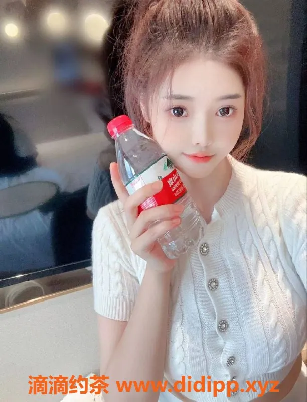 杭州上门服务资源信息,拱墅区小柒 163cm 24岁 700元超值体验