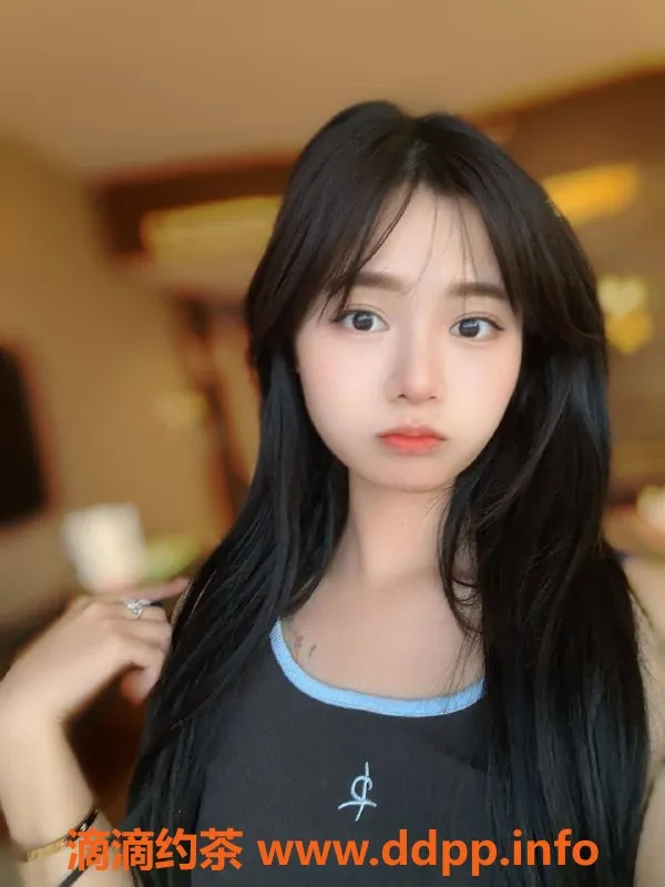 杭州上门服务-滨江区21岁萝莉大学生，1300约会